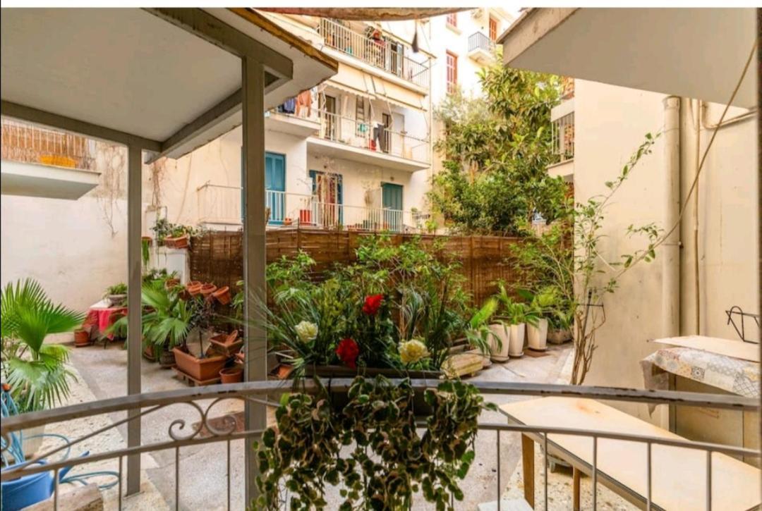 Acropolis Elegant Maisonette By Lodgespot Афины Экстерьер фото